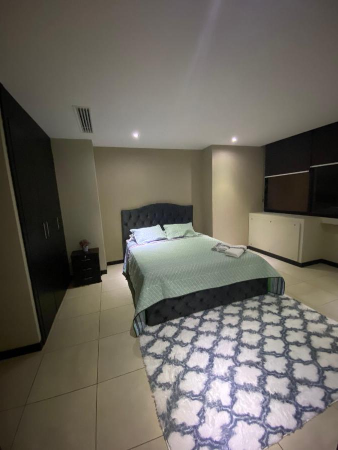 Bellini Luxury - Puerto Santa Ana Lägenhet Guayaquil Exteriör bild