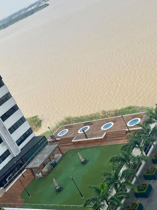 Bellini Luxury - Puerto Santa Ana Lägenhet Guayaquil Exteriör bild